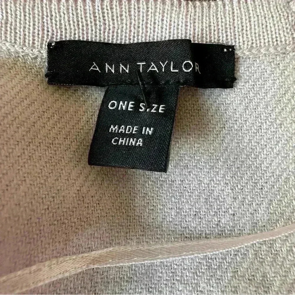 Ann Taylor Knit Open Poncho/Wrap Cardigan Sweater Soft  Light Lavander One Size - Picture 7 of 7